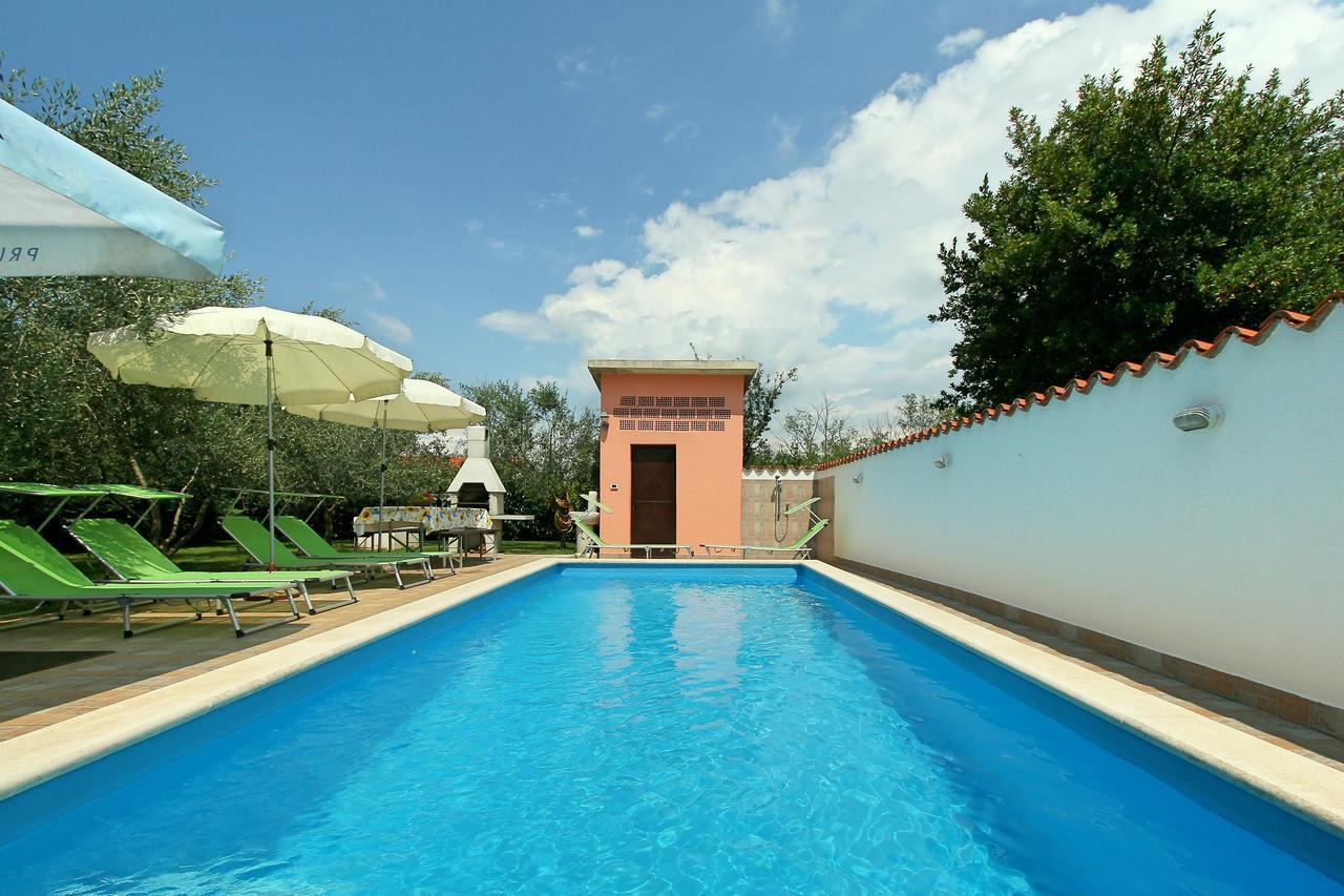 Sobe Rooms Tea Buje Exterior foto